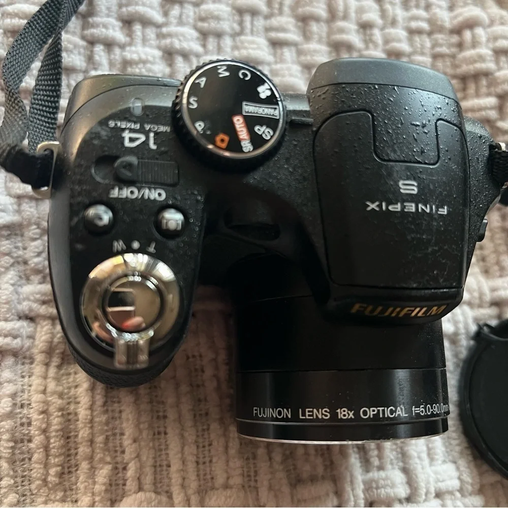 🔴 Fujifilm FinePix S2850HD digital Camera for parts